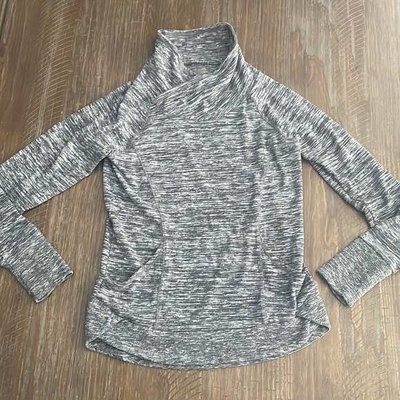 Athleta Sweaters - ❗️SOLD❗️Athleta Techie Sweater Heather Gray Cowl Neck Size XS